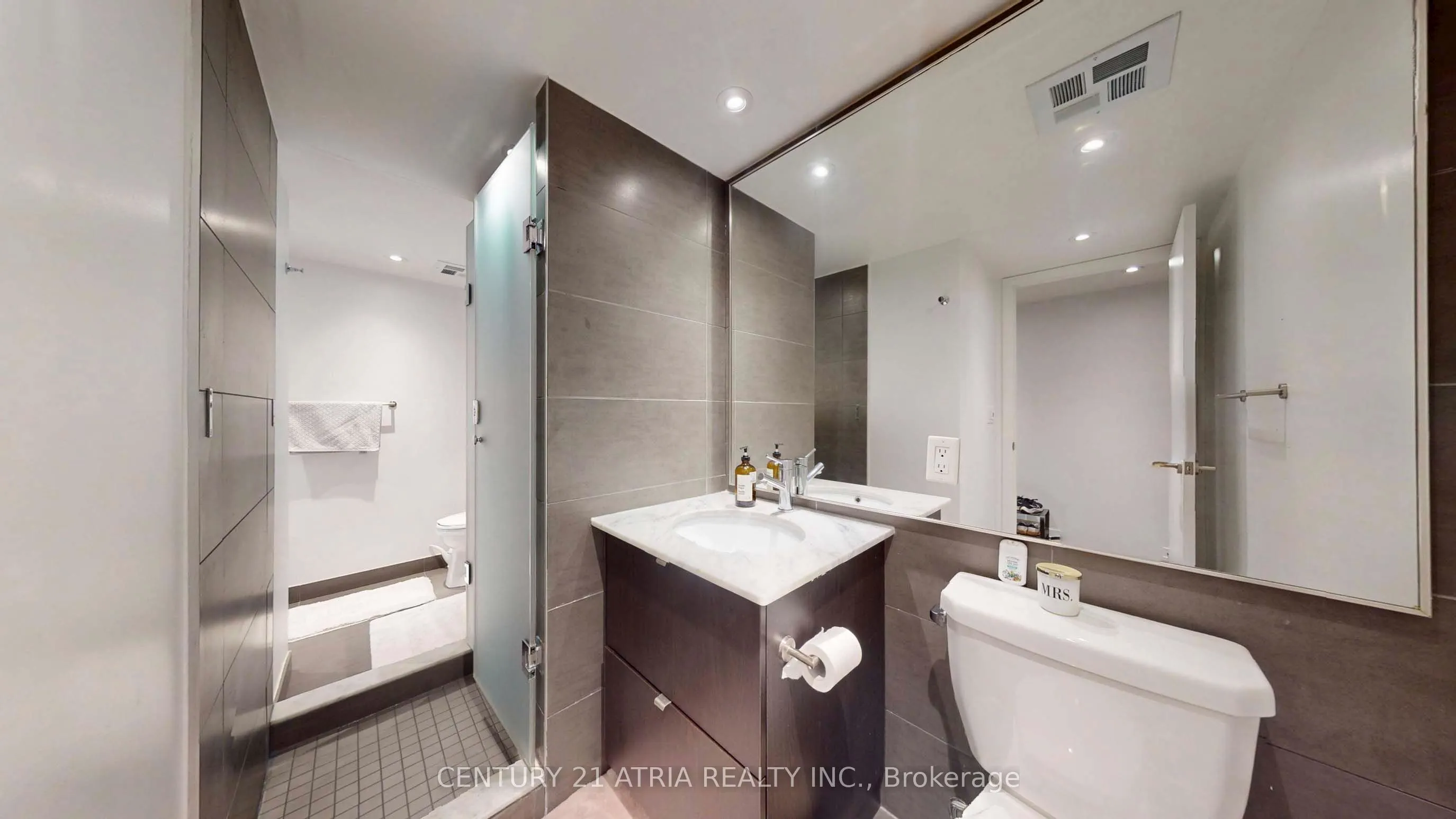 170 Fort York Boulevard #211
