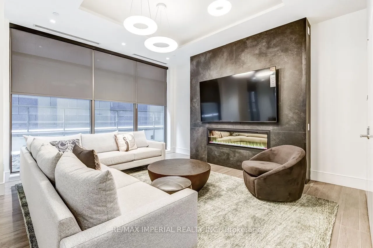 28 Widmer Street #4521