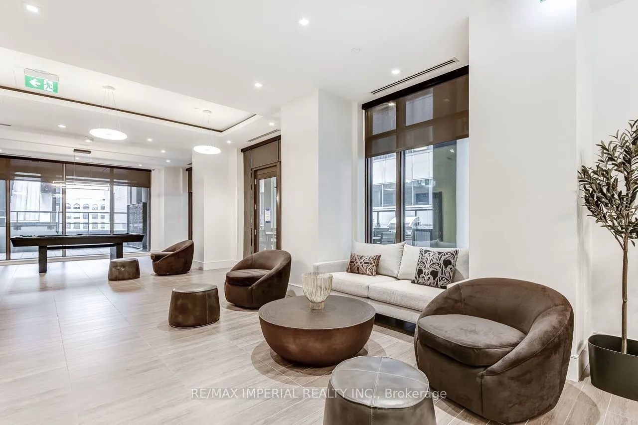 28 Widmer Street #4521