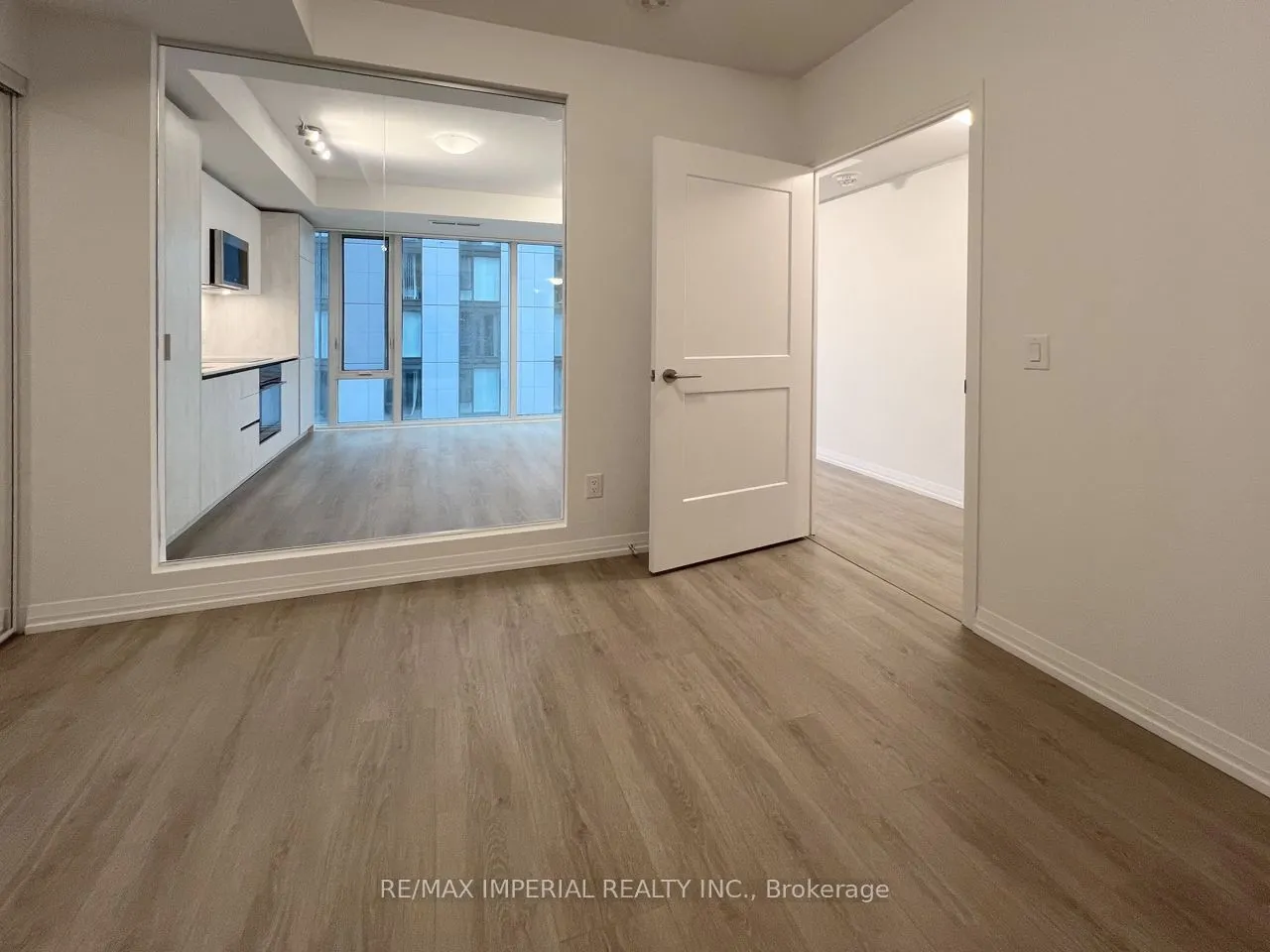 28 Widmer Street #4521