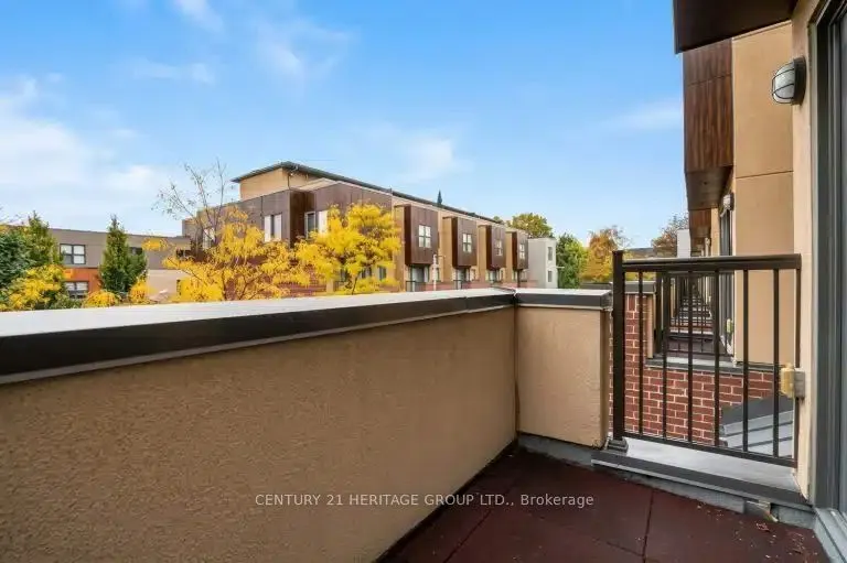 9 R Clintwood Gate NE #20