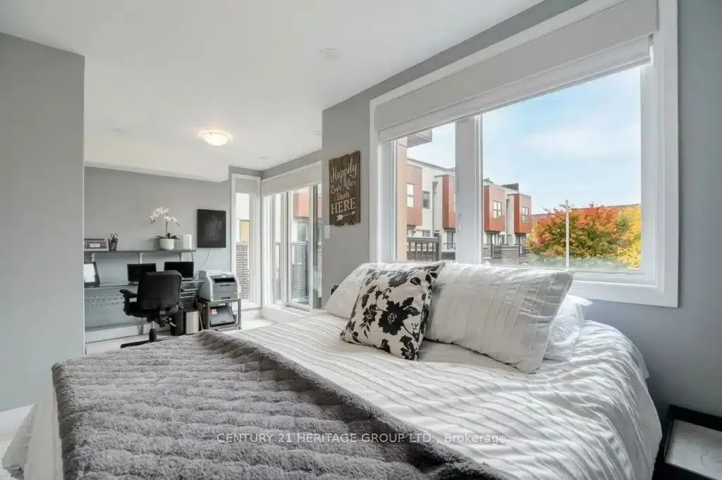 9 R Clintwood Gate NE #20