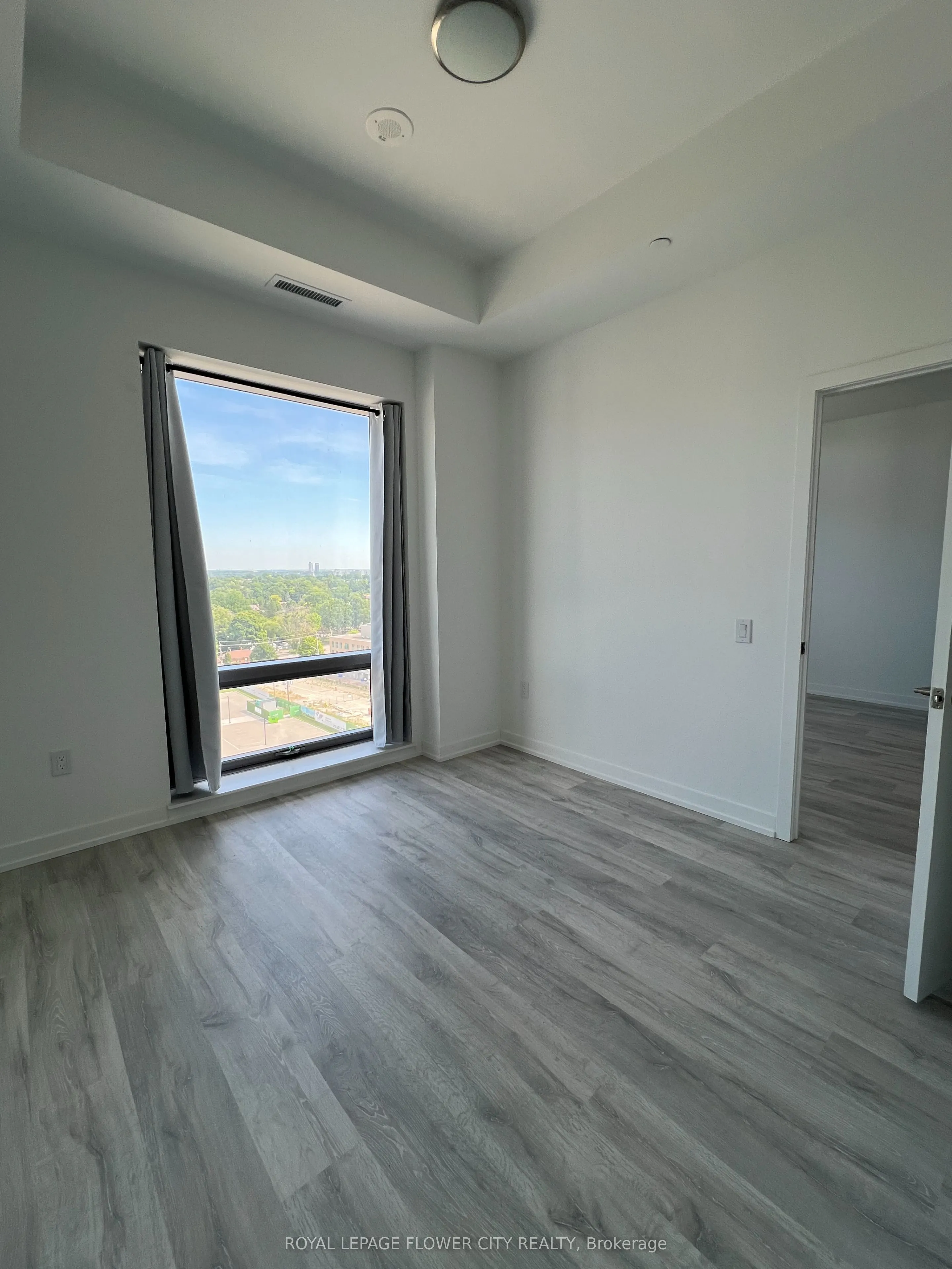 7 Golden Lion Heights #1112