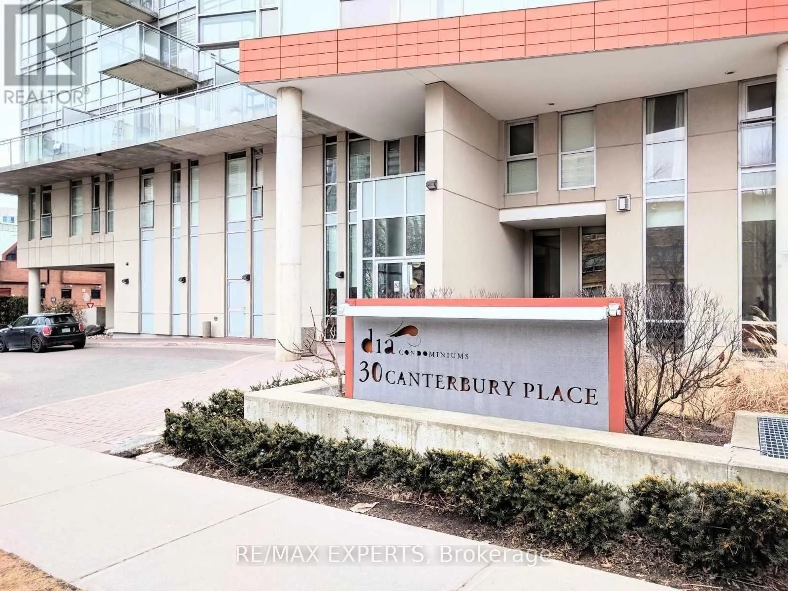 30 Canterbury Place #1509