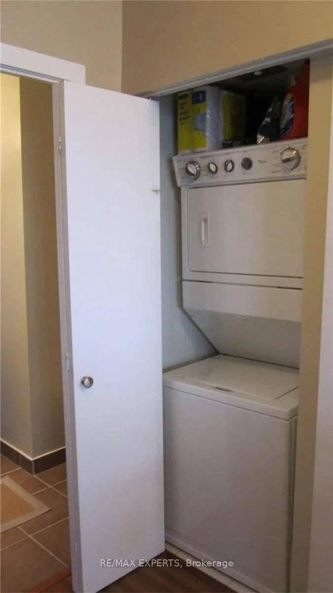 30 Canterbury Place #1509