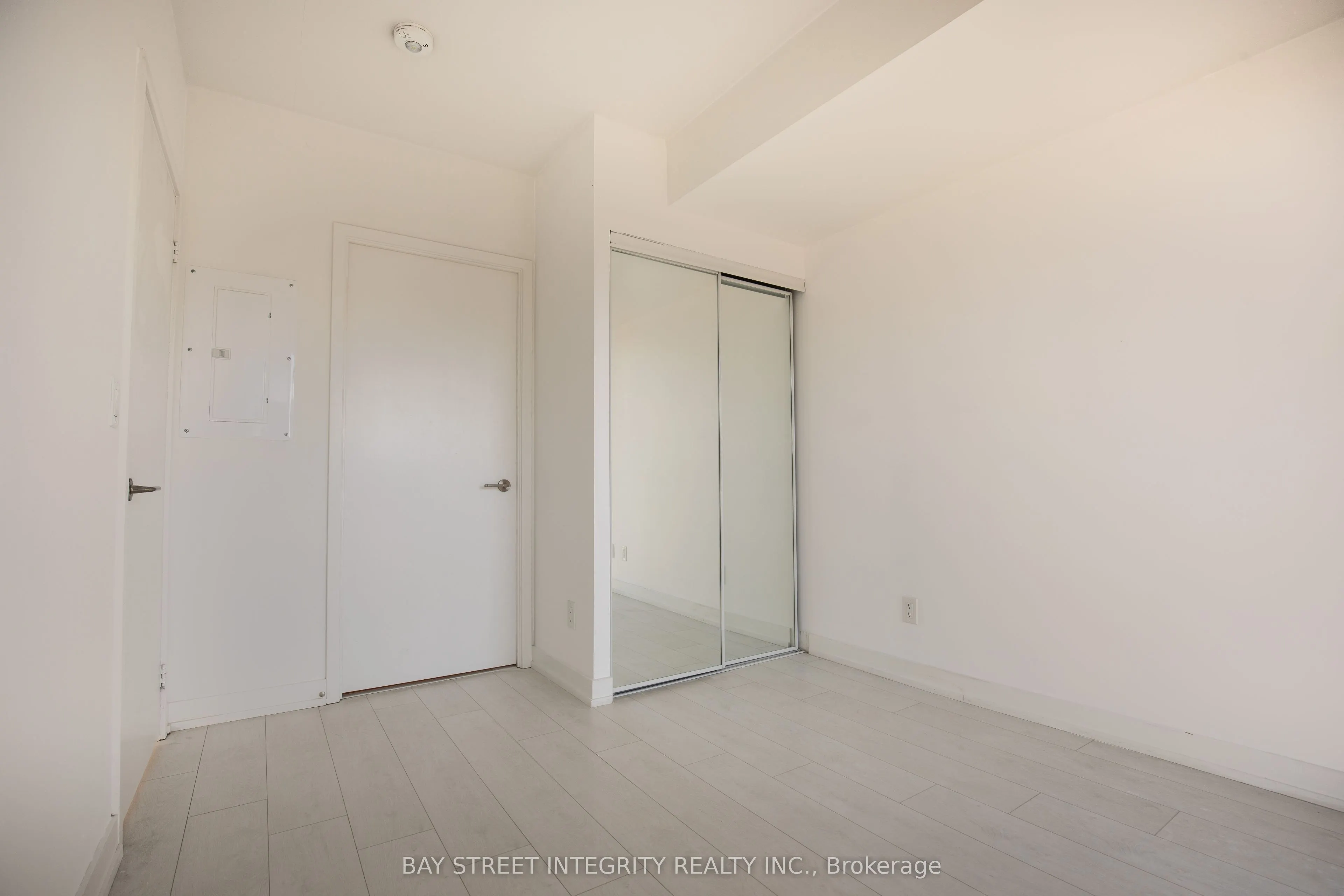 19 Western Battery Road #1910