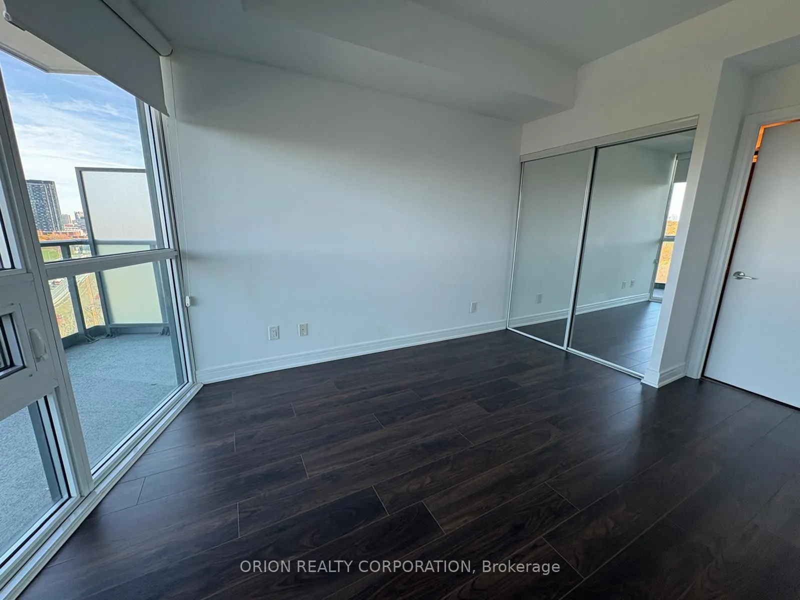 35 Brian Peck Crescent #1105