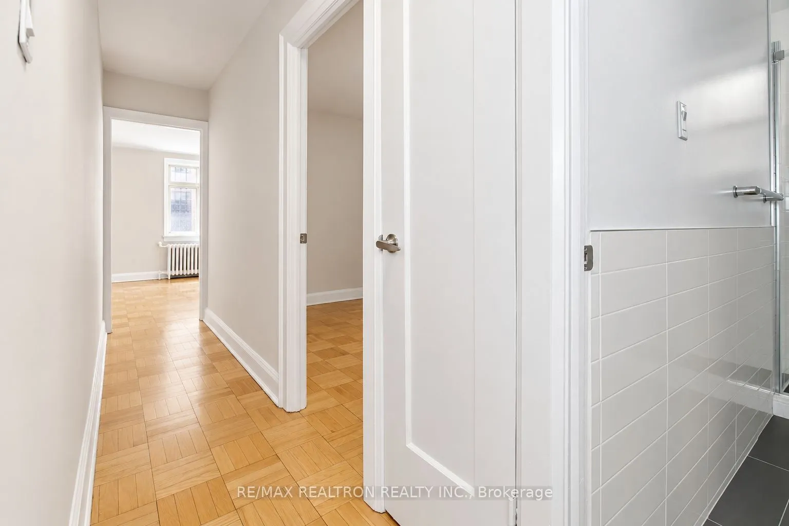 394 Avenue Road #207