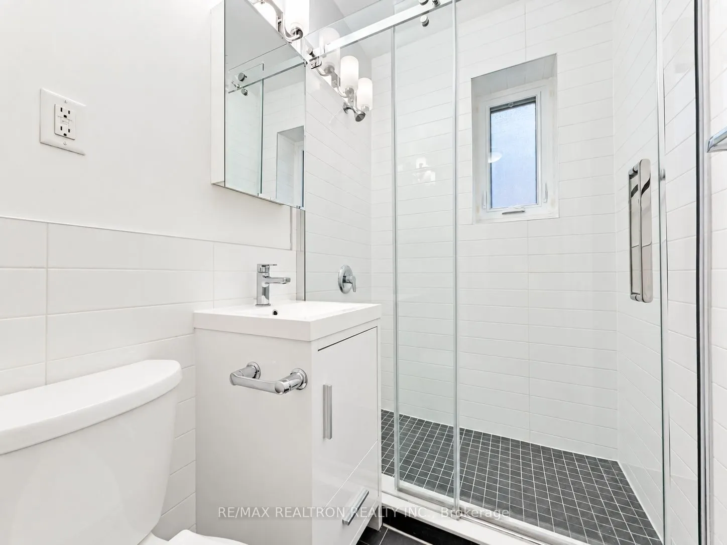 394 Avenue Road #304