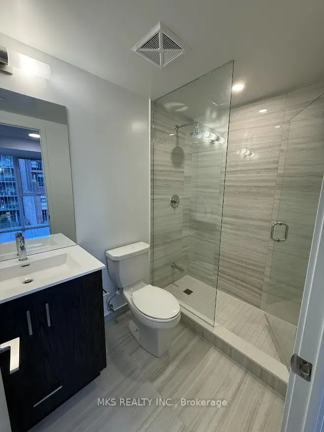 180 Front Street E #706
