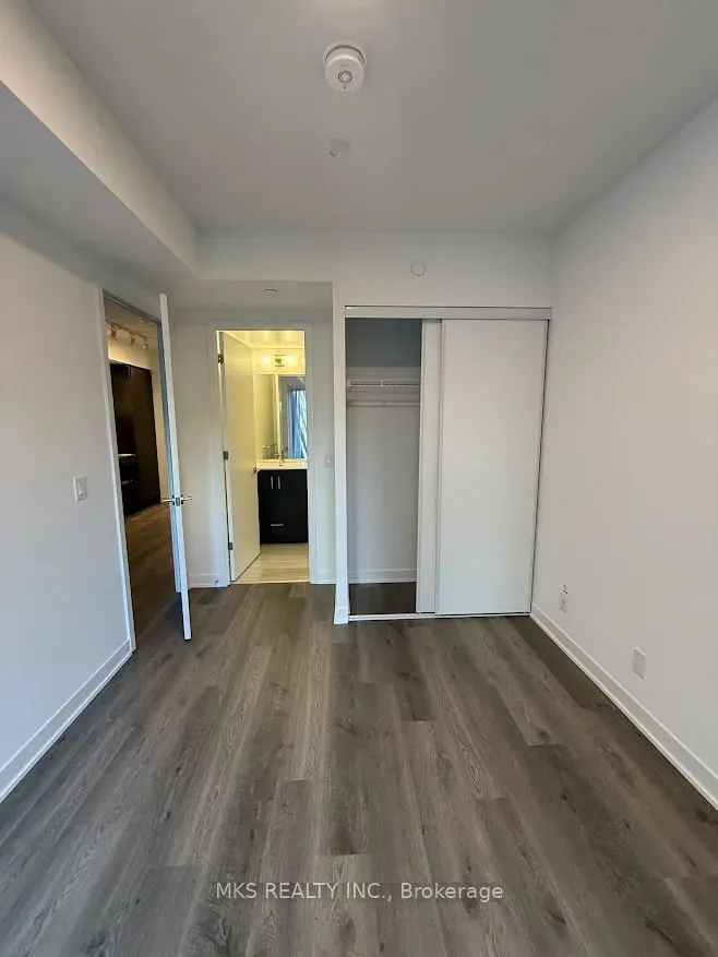 180 Front Street E #706