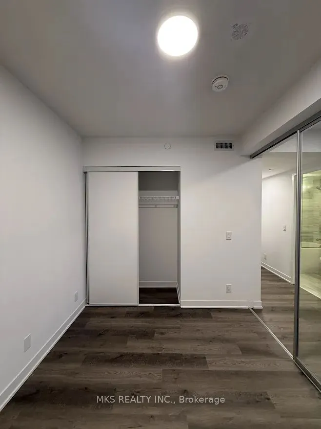 180 Front Street E #706