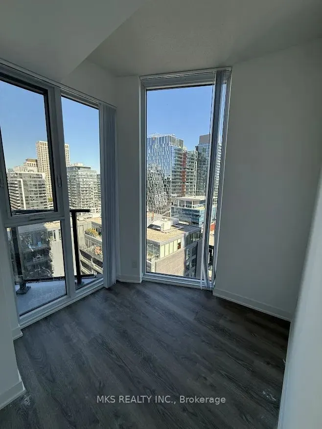 180 Front Street E #2103