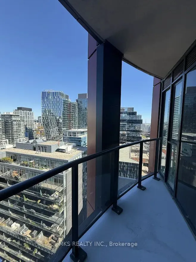 180 Front Street E #2103