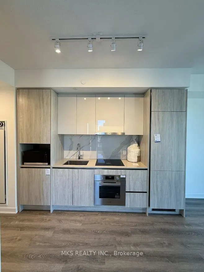 180 Front Street E #2103