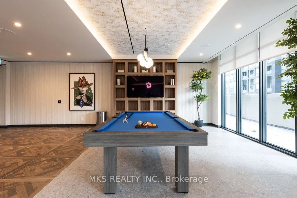180 Front Street E #2103