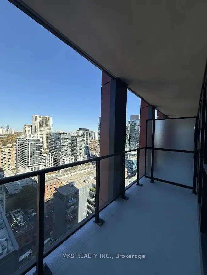 180 Front Street E #2716