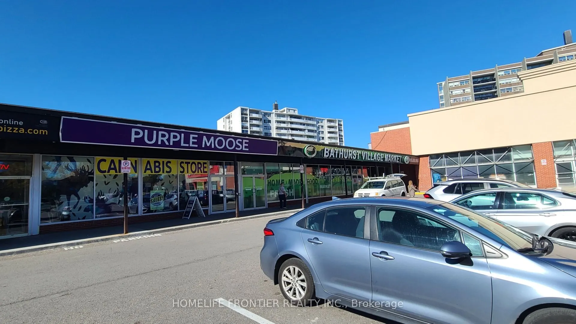 5978 Bathurst Street