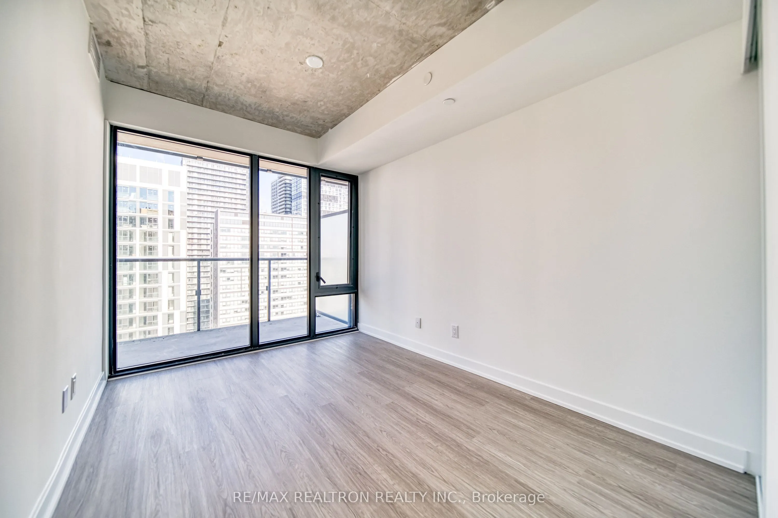 47 Mutual Street #2804
