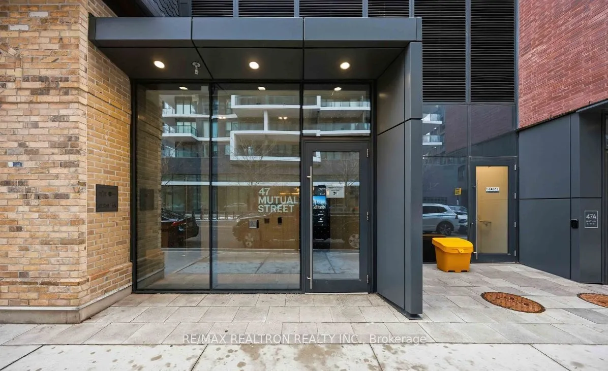 47 Mutual Street #2804