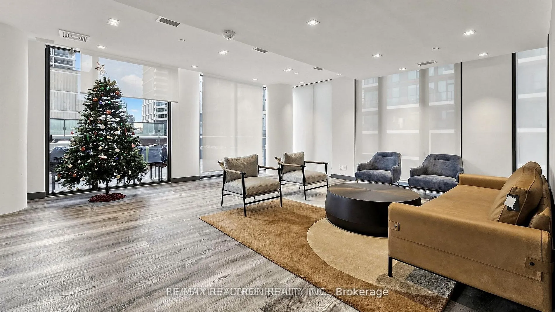 47 Mutual Street #2804