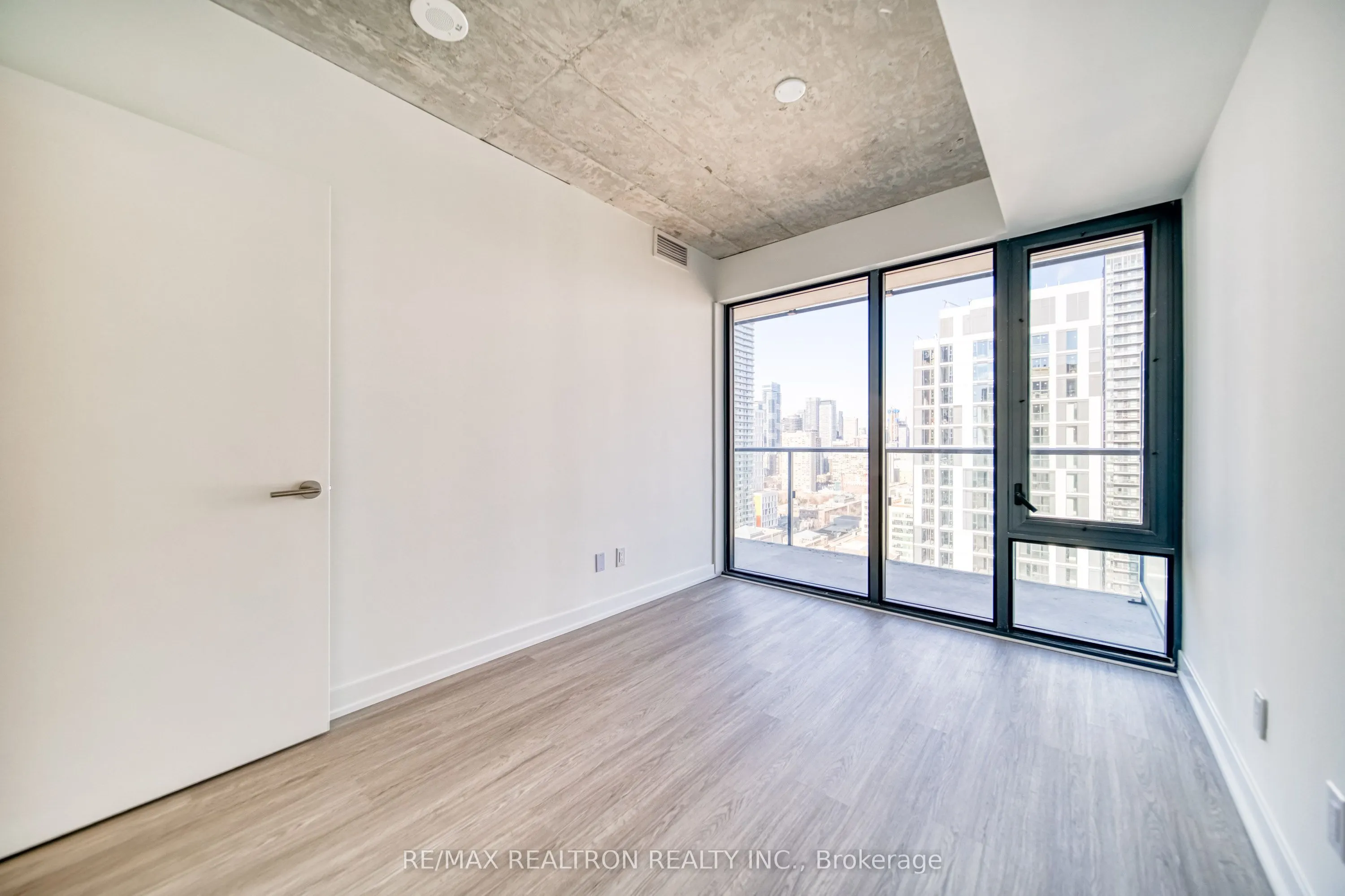 47 Mutual Street #2804