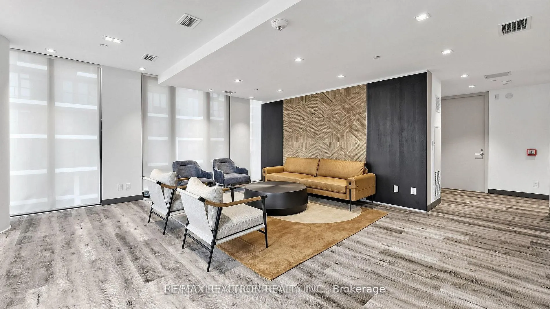 47 Mutual Street #2804