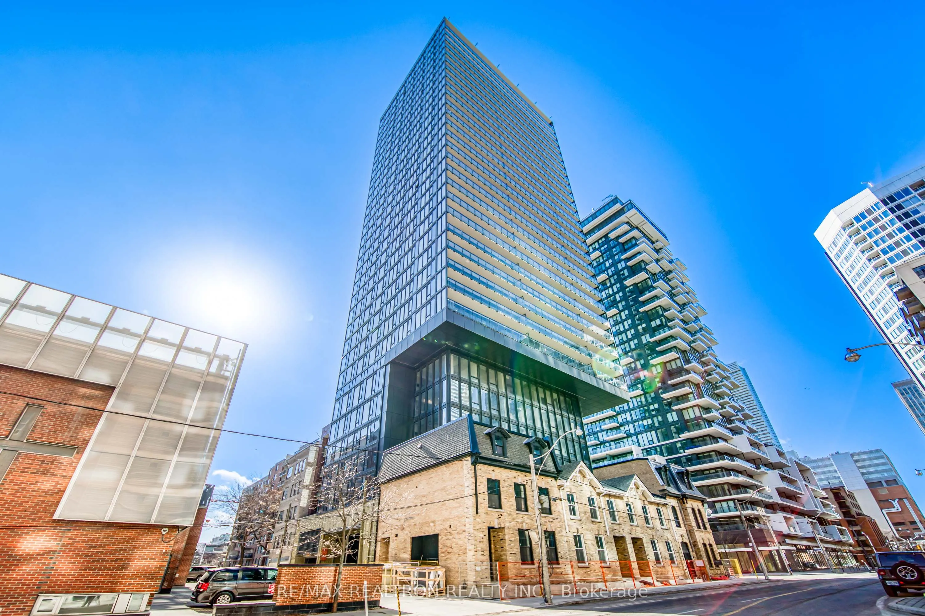 47 Mutual Street #2804