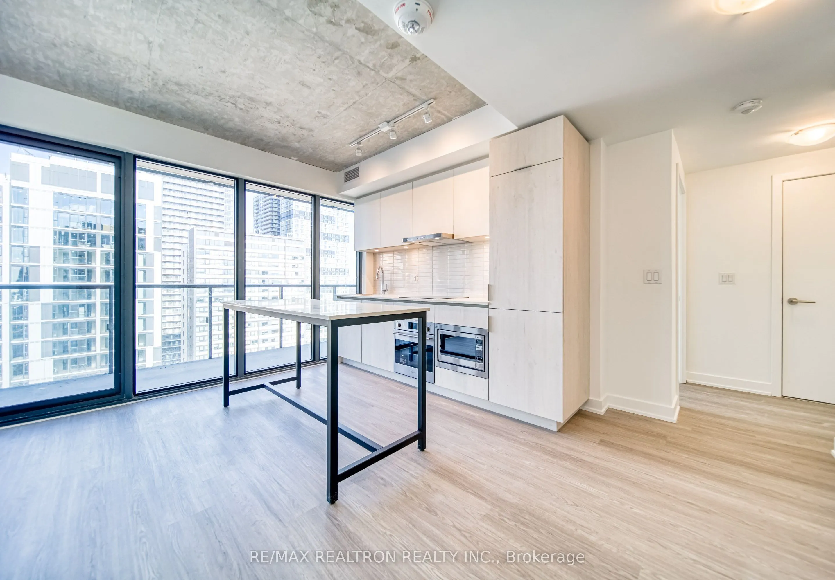 47 Mutual Street #2804