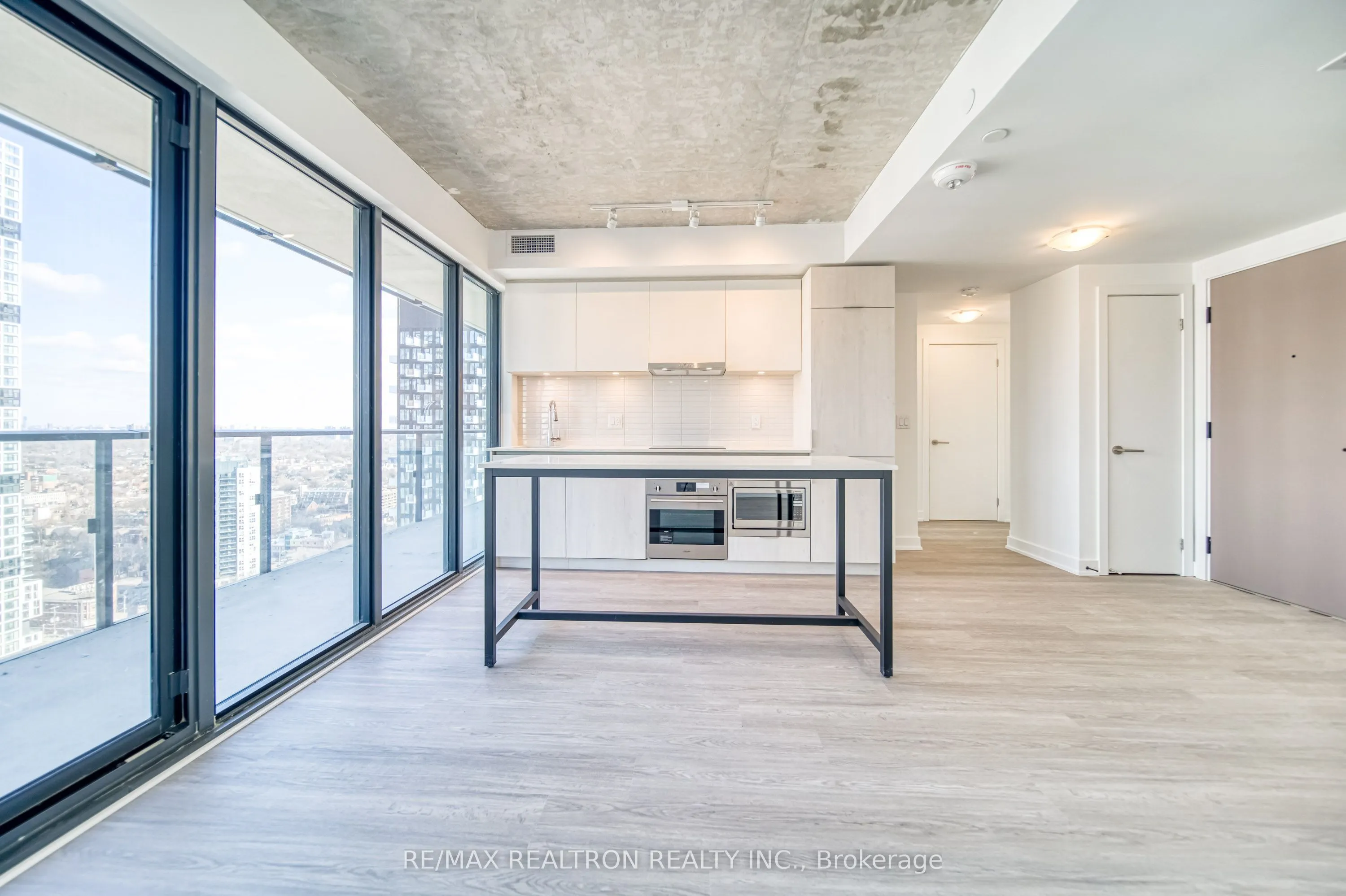 47 Mutual Street #2804