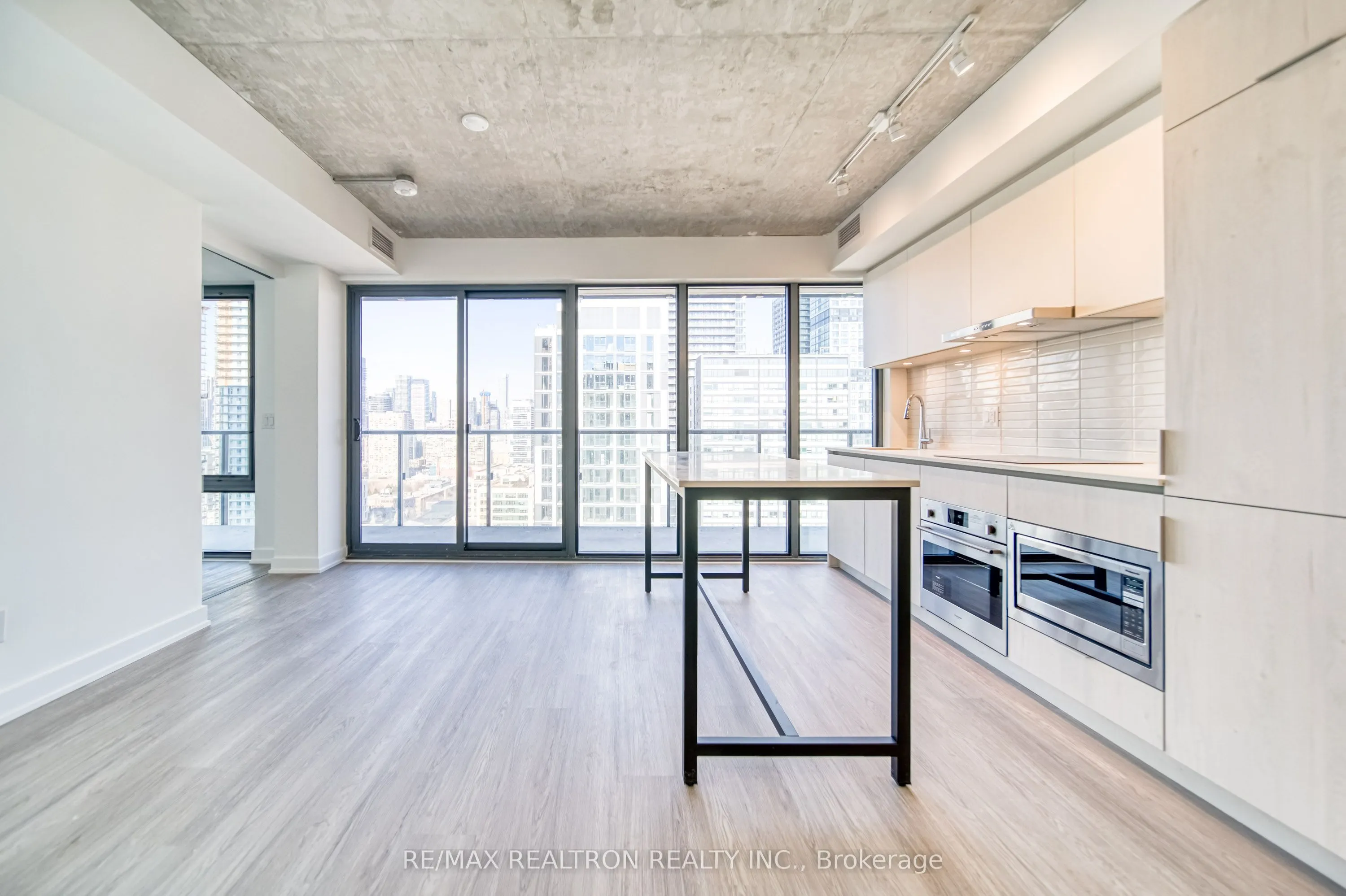 47 Mutual Street #2804