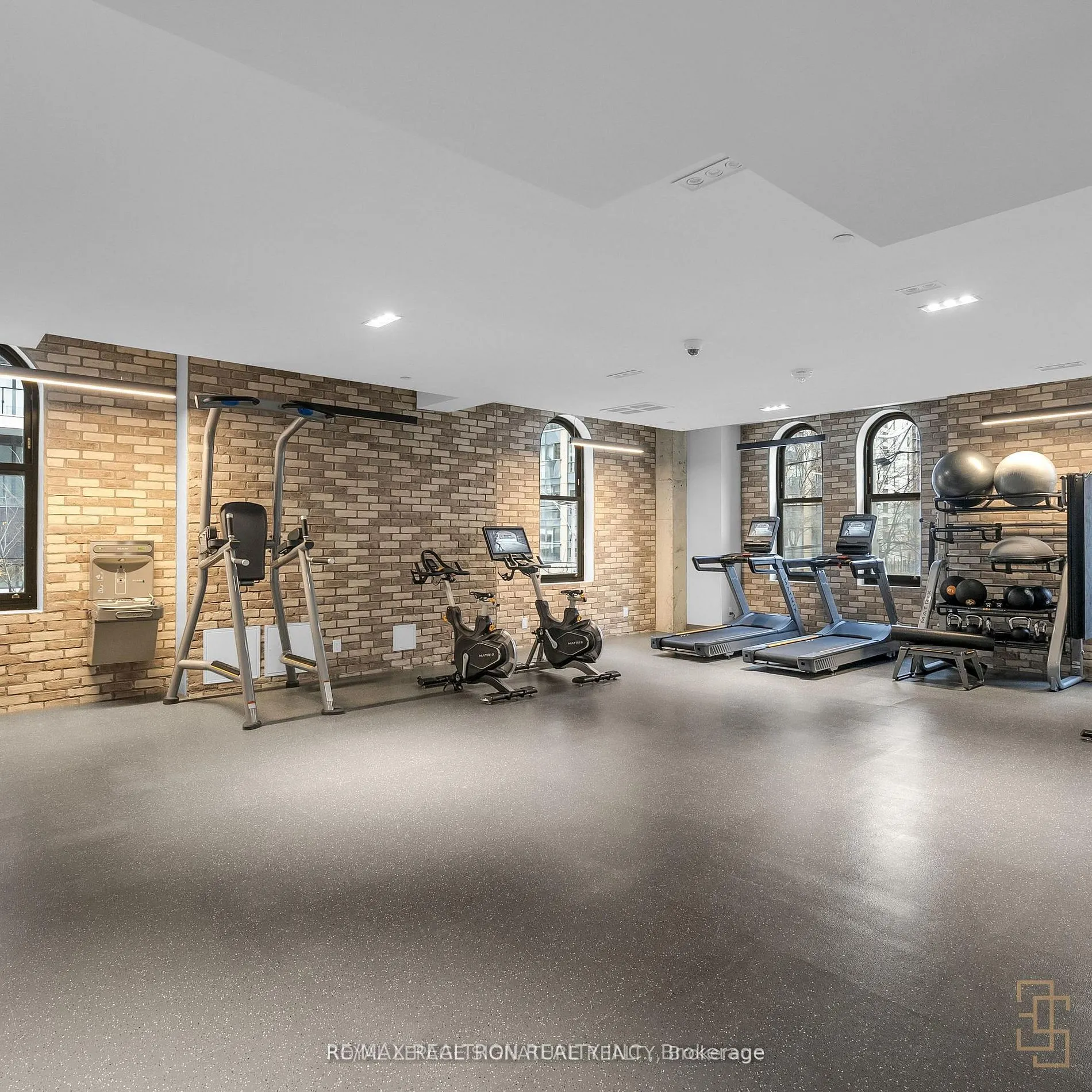 47 Mutual Street #2804
