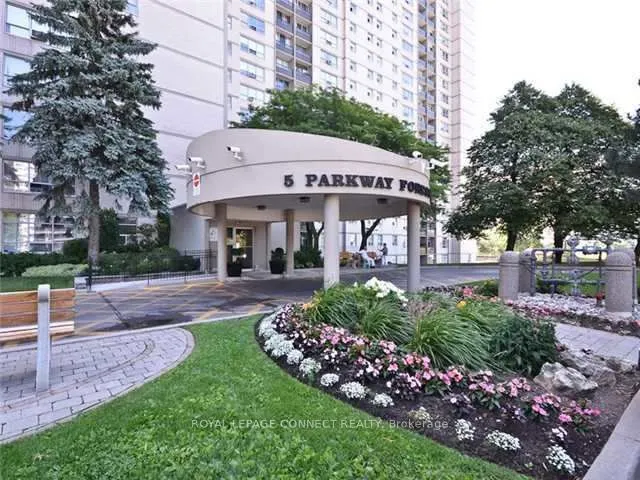 5 Parkway Forest Drive #206