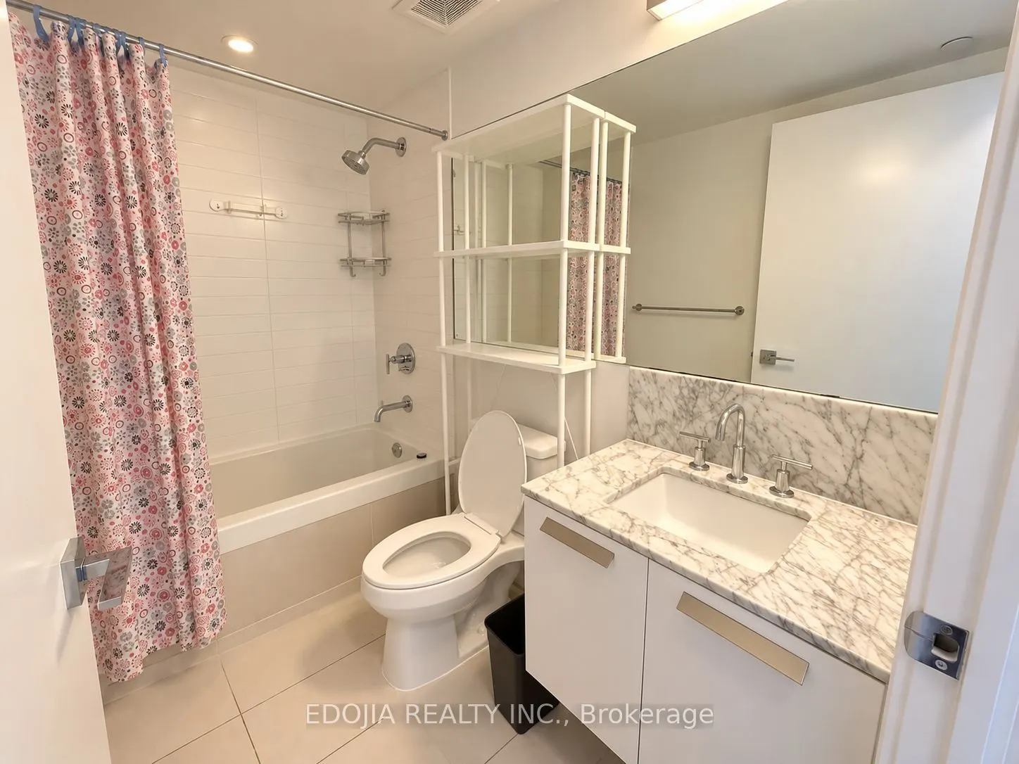 42 Charles Street E #1305