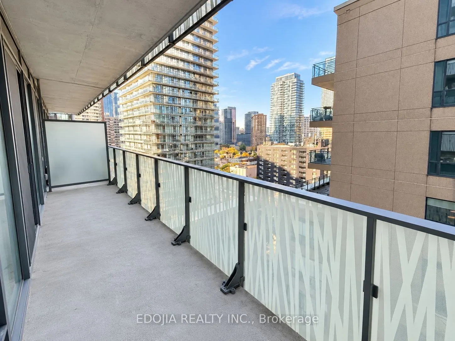 42 Charles Street E #1305