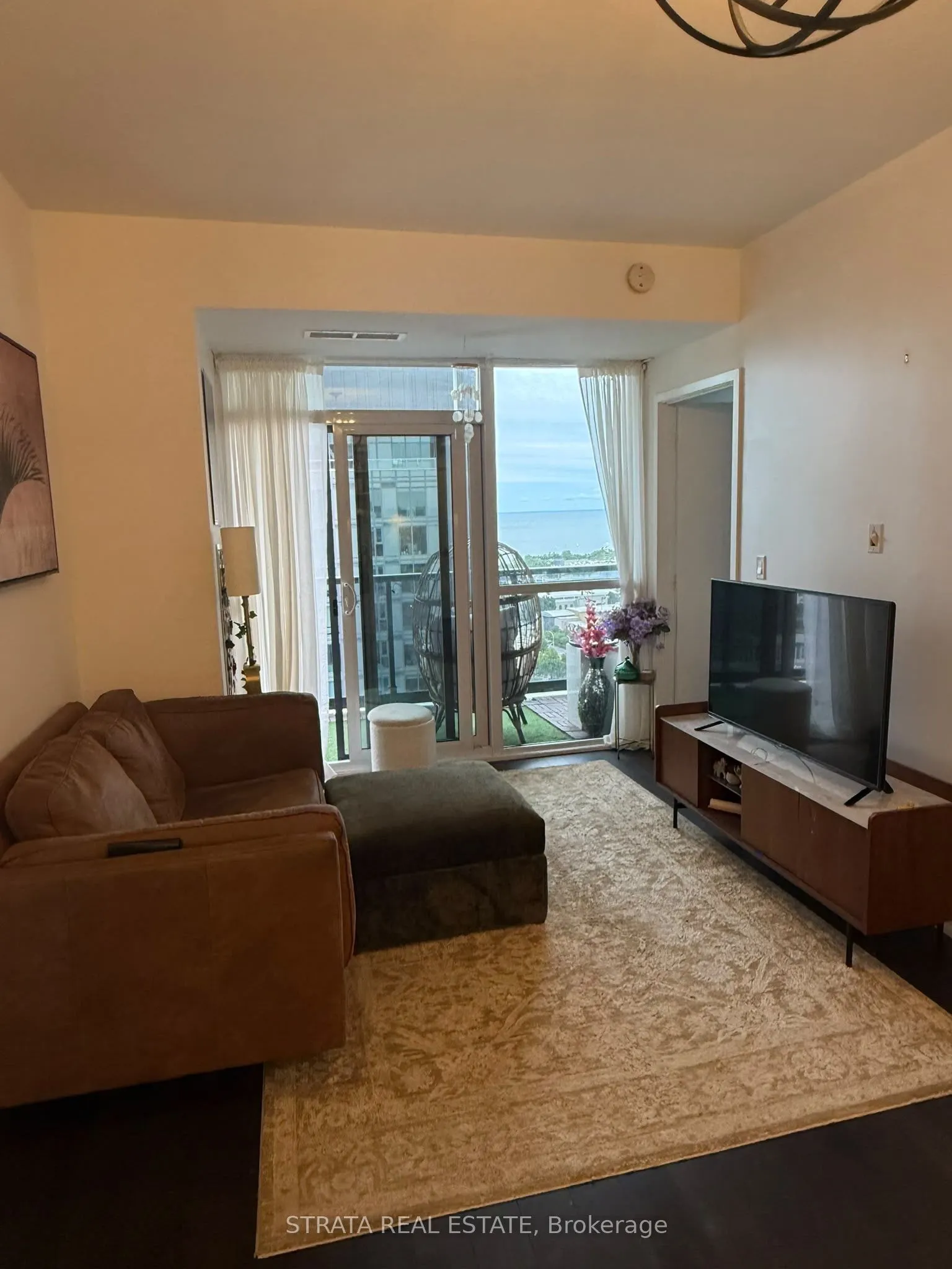 50 Ordnance Street #2401