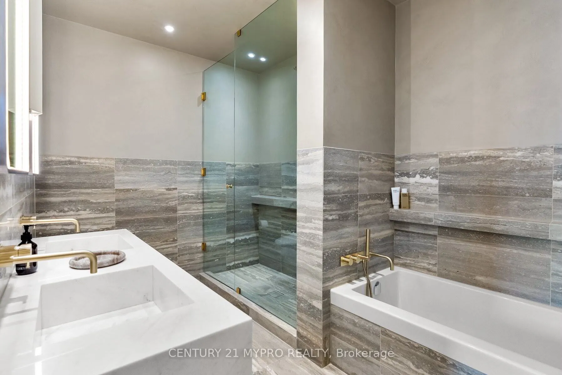 224 King Street W #3603