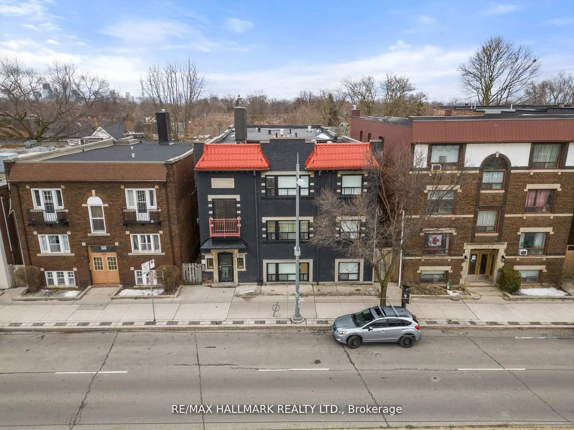 595 St Clair Avenue W #14