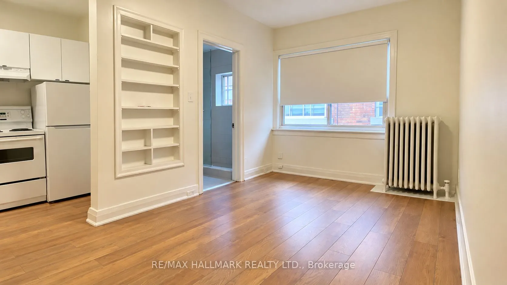 595 St Clair Avenue W #14