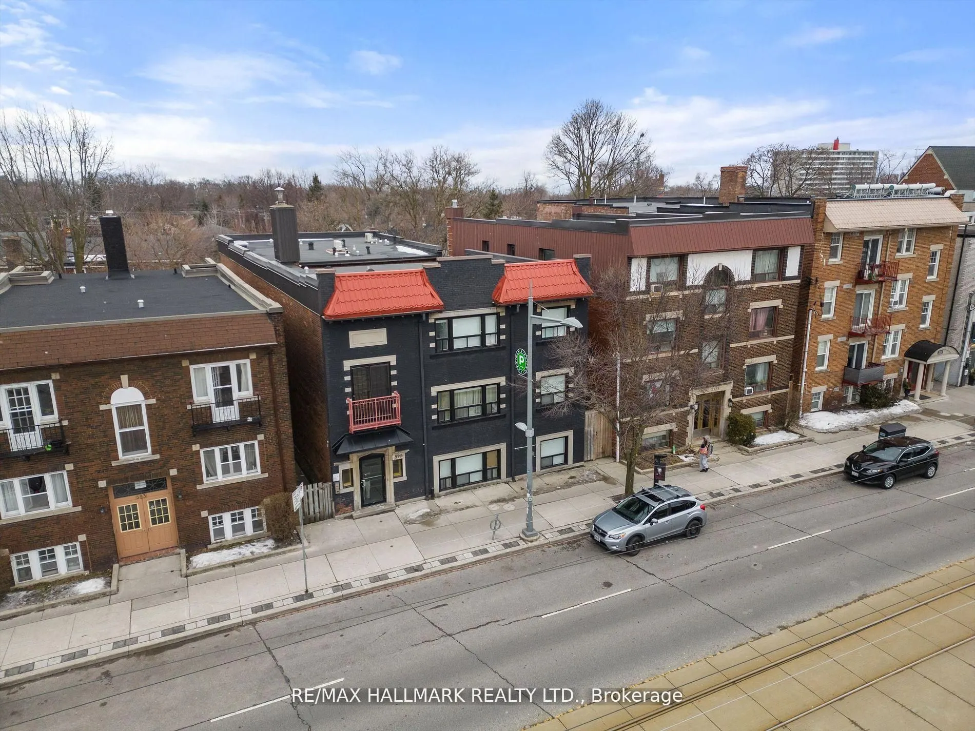 595 St Clair Avenue W #14