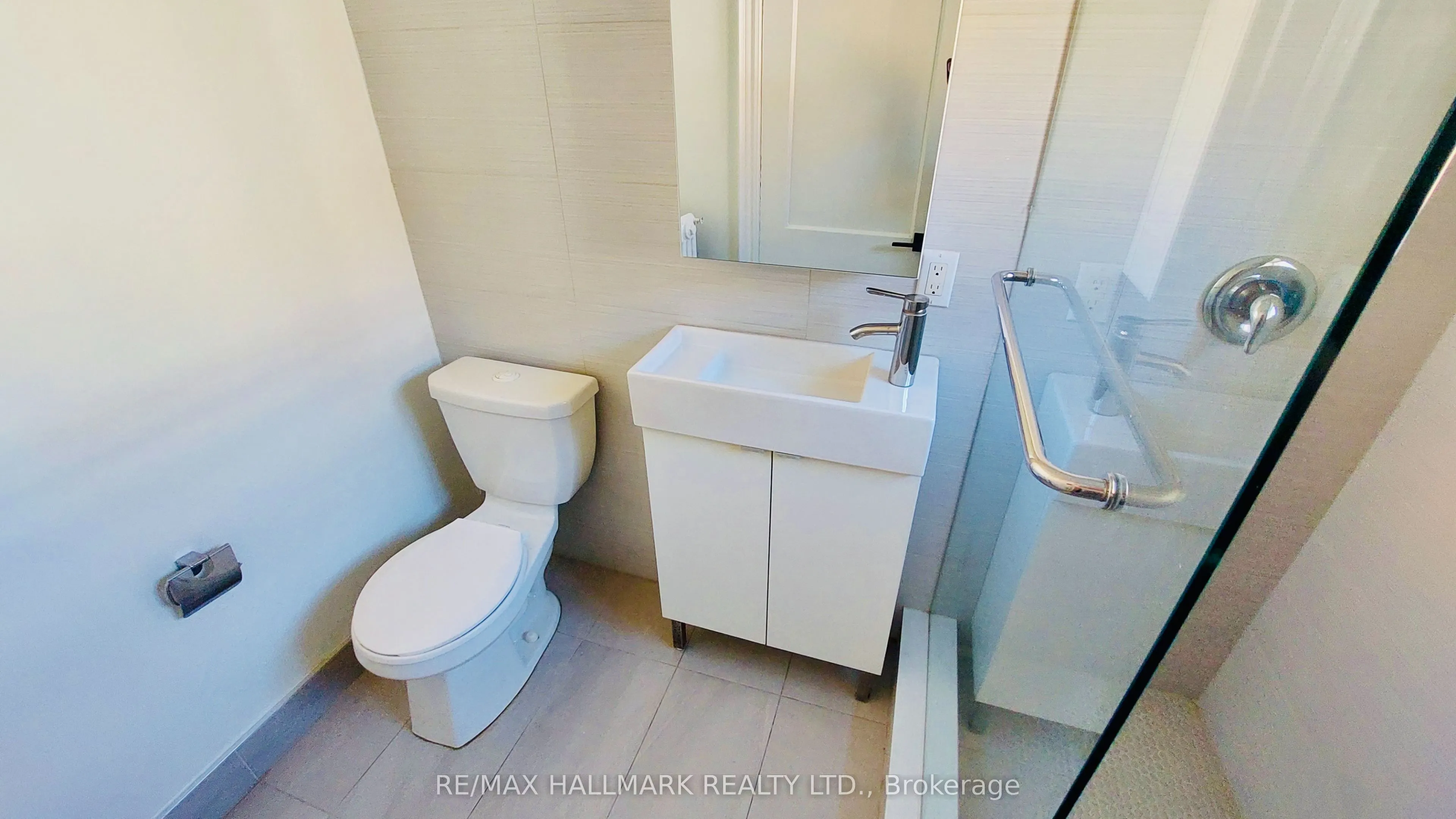 595 St Clair Avenue W #14
