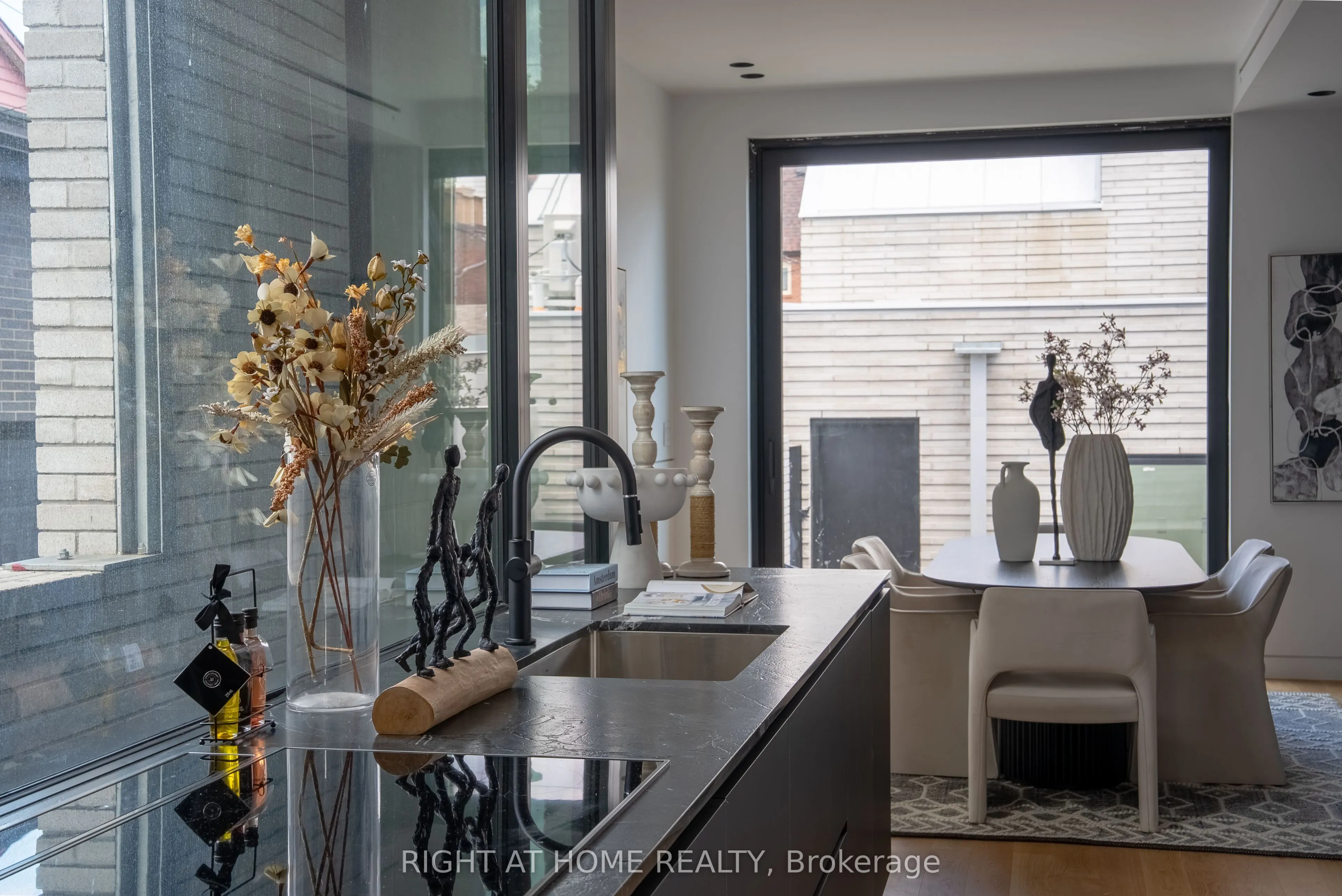 79 Northcote Avenue
