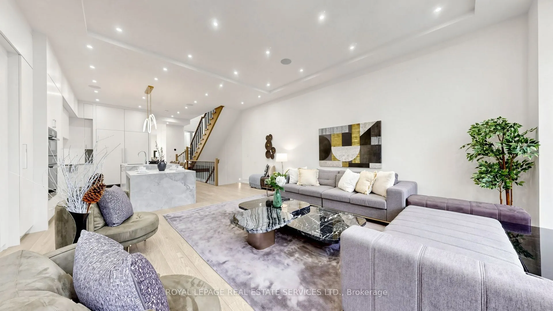 383 Melrose Avenue