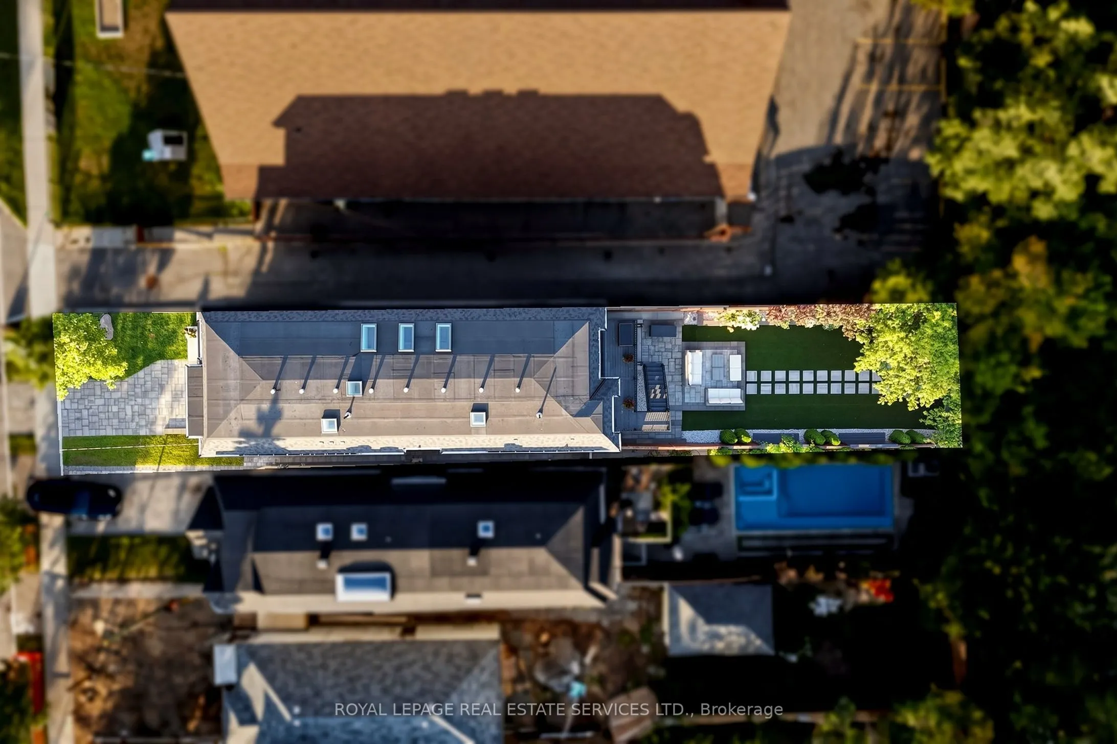 383 Melrose Avenue
