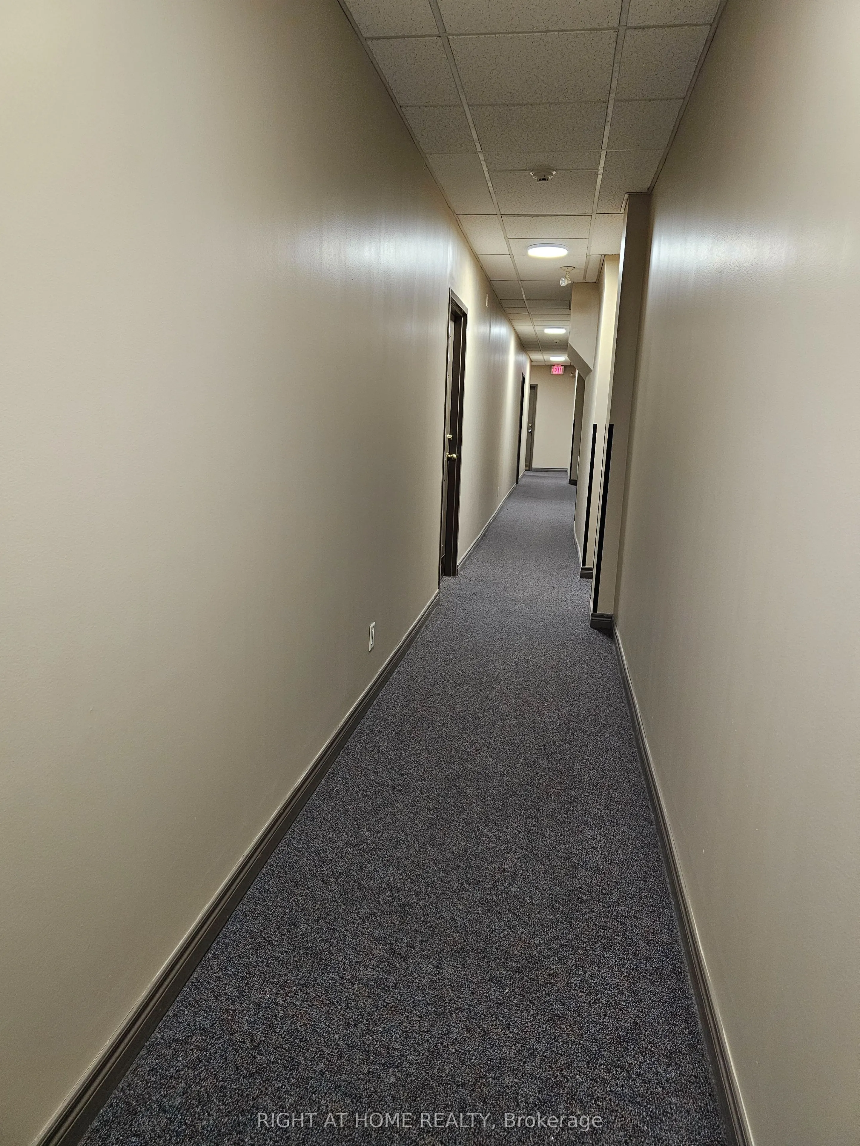 524 Yonge Street #207