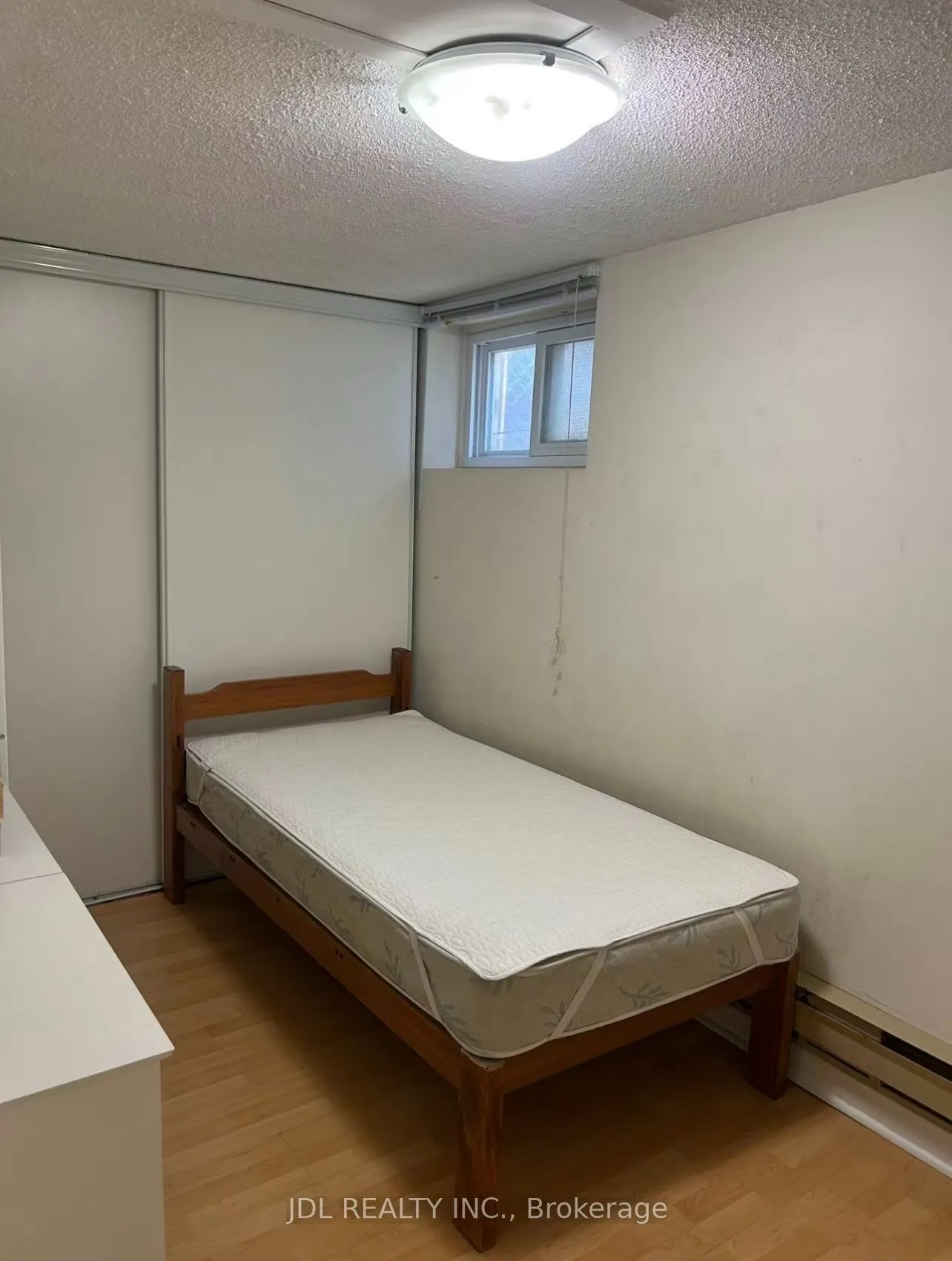 64 Charlton Blvd Boulevard #Two Bedrooms lower