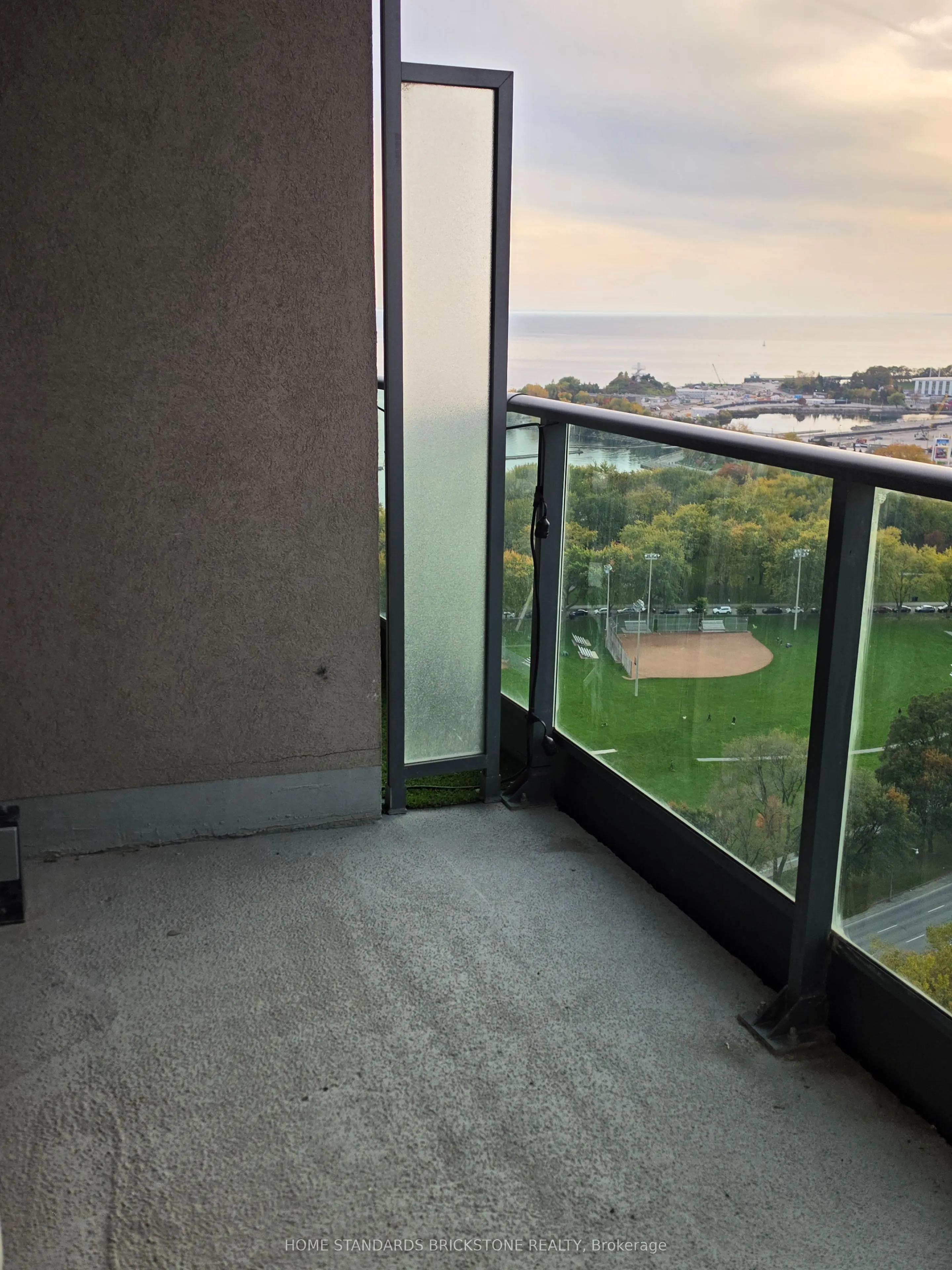 215 FORT YORK Boulevard #2708