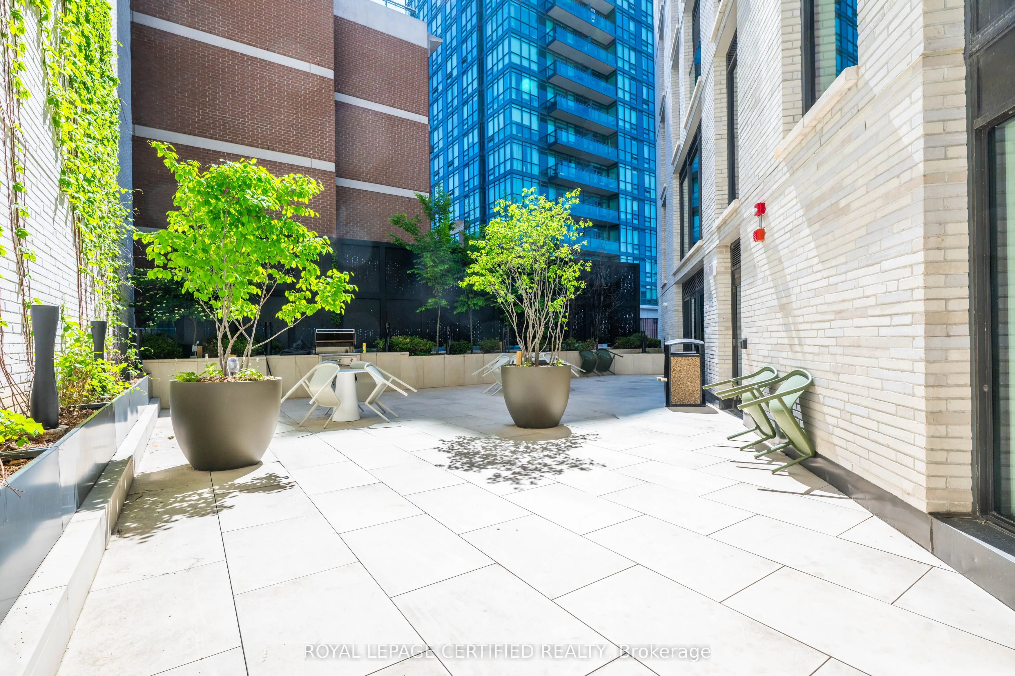 200 Sudbury Street #411
