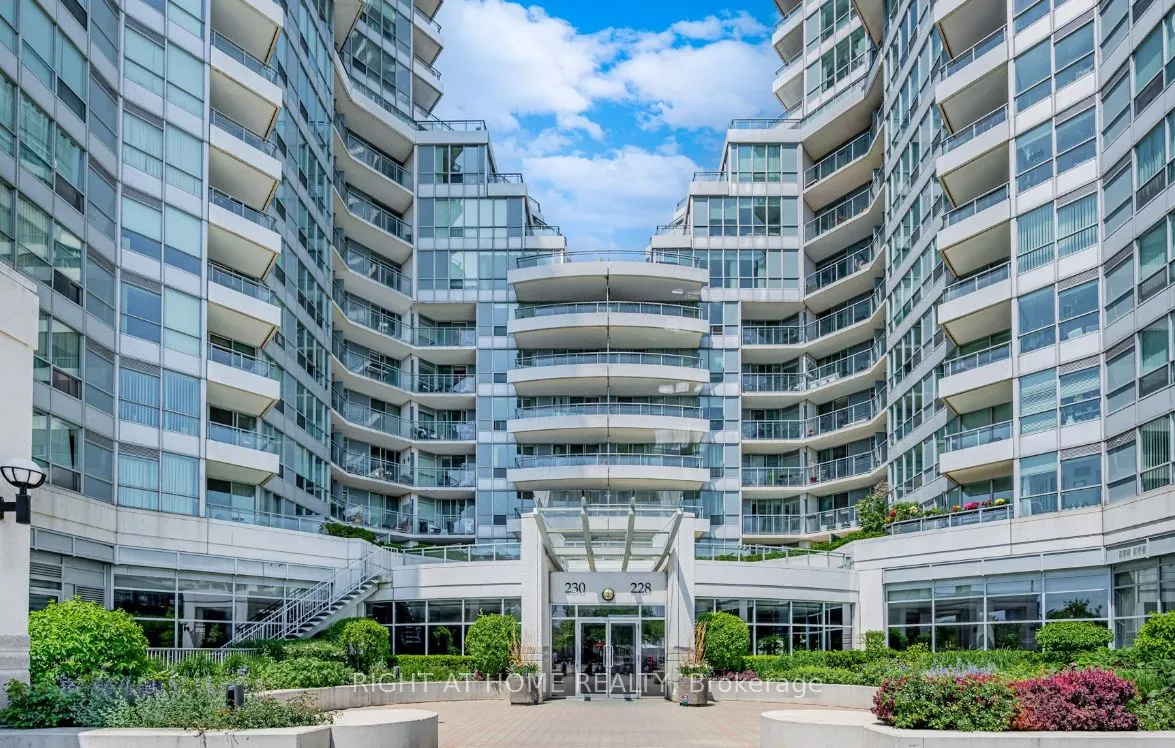 230 Queens Quay W #222