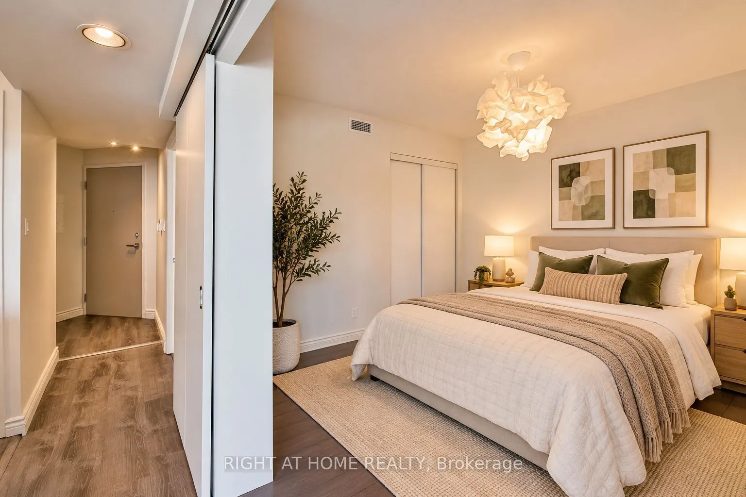 230 Queens Quay W #222